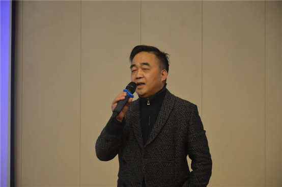 水產(chǎn)前言2020-12-28“高手思維：專注“小產(chǎn)品”讓這家企業(yè)，成為全球三大名企之一”153.png
