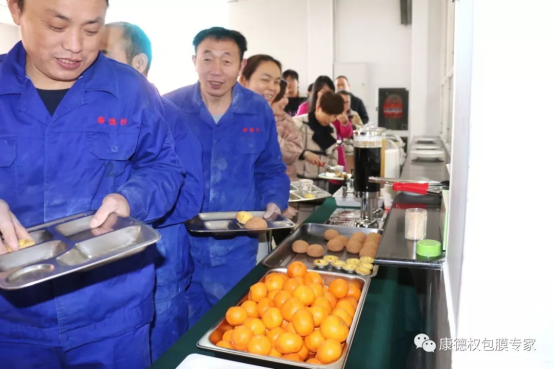 康德權(quán)食堂豪華自助餐來襲，據(jù)說全部出自內(nèi)部員工之手248.png